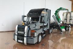 mack_02